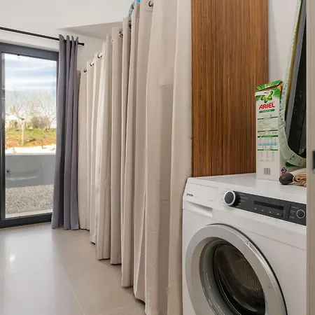 Corolan By Briskva Villa *