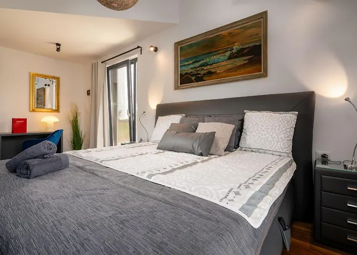 Villa Corolan By Briskva