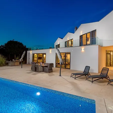 Corolan By Briskva * Пореч