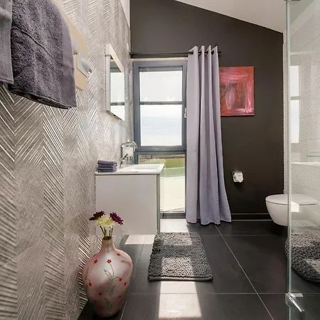 Corolan By Briskva Вілла