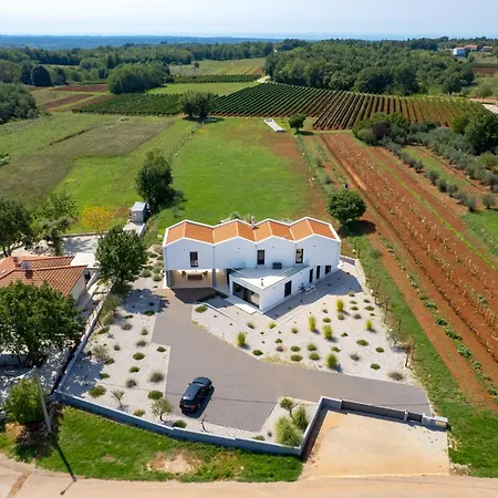 Villa Corolan By Briskva Porec