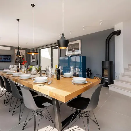 Corolan By Briskva Вілла