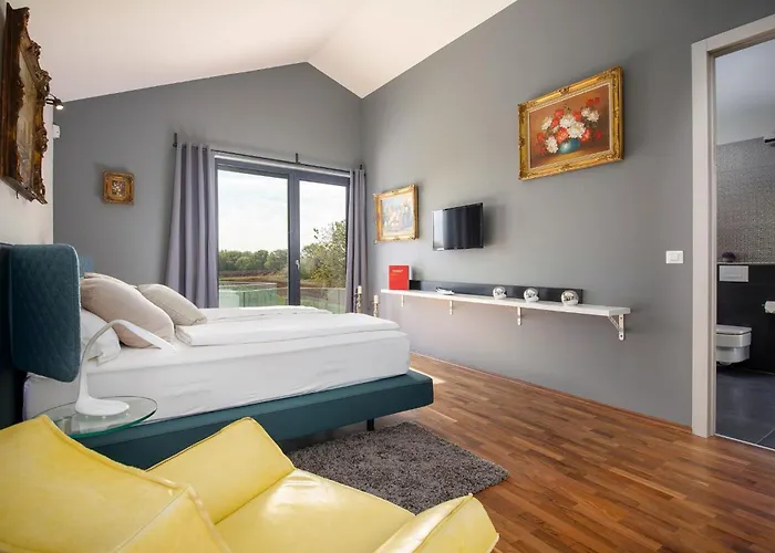 Corolan By Briskva Poreč