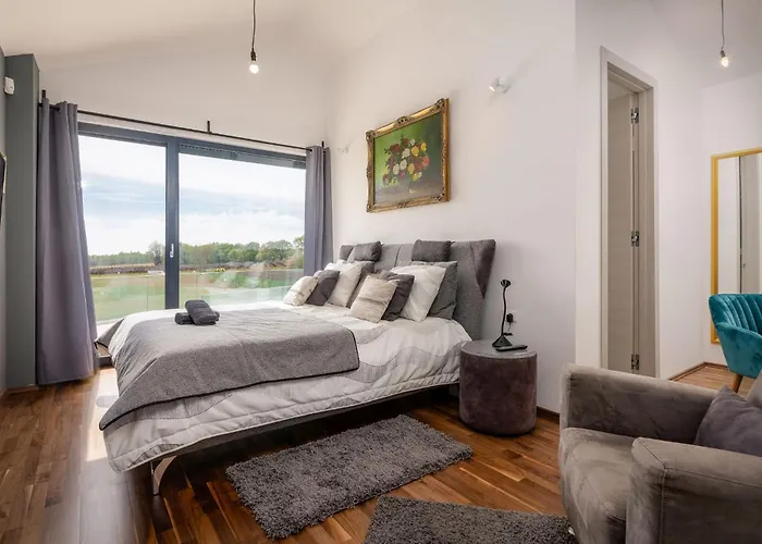 Corolan By Briskva Villa *