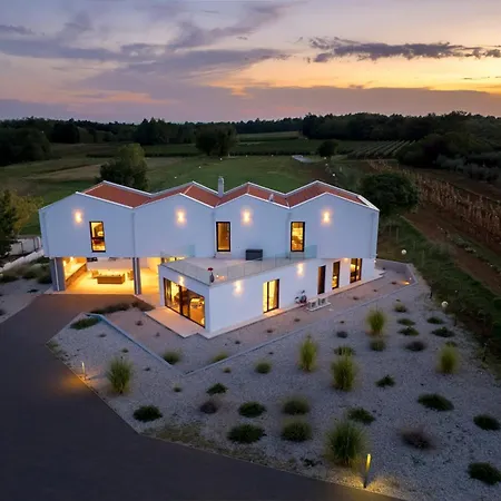 Villa Corolan By Briskva Porec