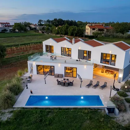 Corolan By Briskva Villa Porec